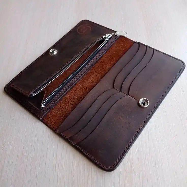 کیف پول پالتویی مدل سالوادور