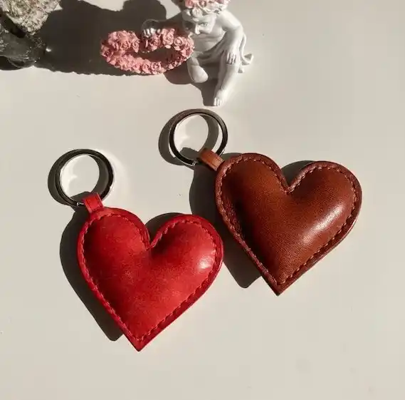 جاکلیدی چرم مدل قلب